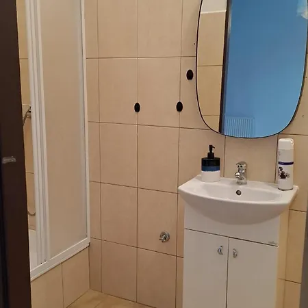 Krakowskie Przedmiescie Nr 9